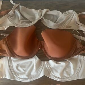 SKIMS NWT 34DD bras